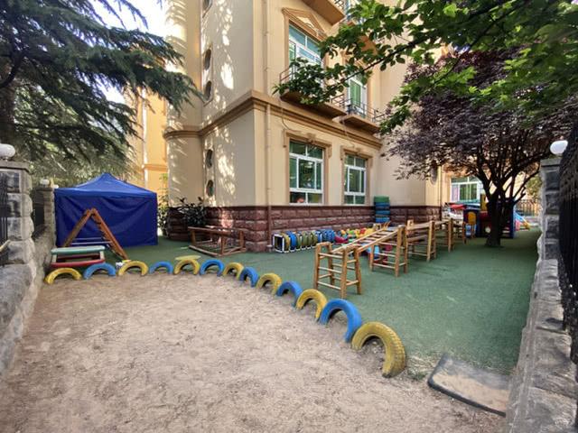 超级宝妈|记者探访郑州多家幼儿园，有的复学后学费涨数百元，你家娃幼儿园学费涨了吗