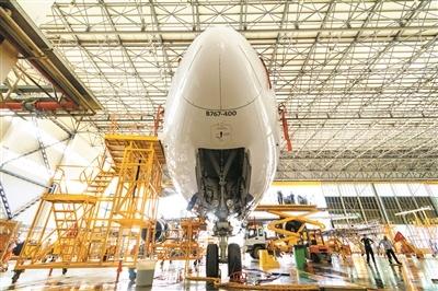 奋力建设广州国际航空枢纽 创新打造国家临空经济示范区