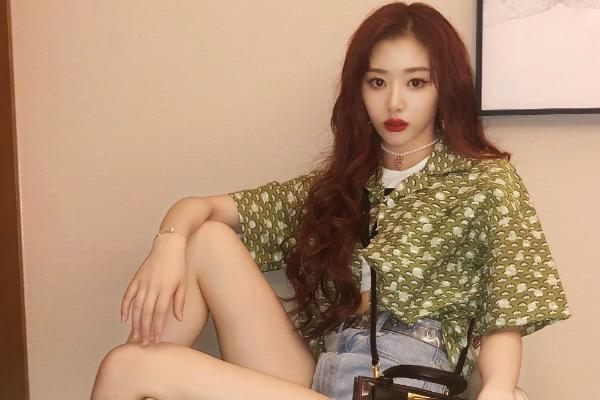 资讯早知道|THE9官方正面照公布，刘雨昕坐镇中心位，孔雪儿成颜值担当？