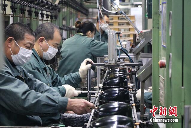 「中国新闻网客户端」海外订单饱满 长虹电视、冰空洗等同比大幅增长
