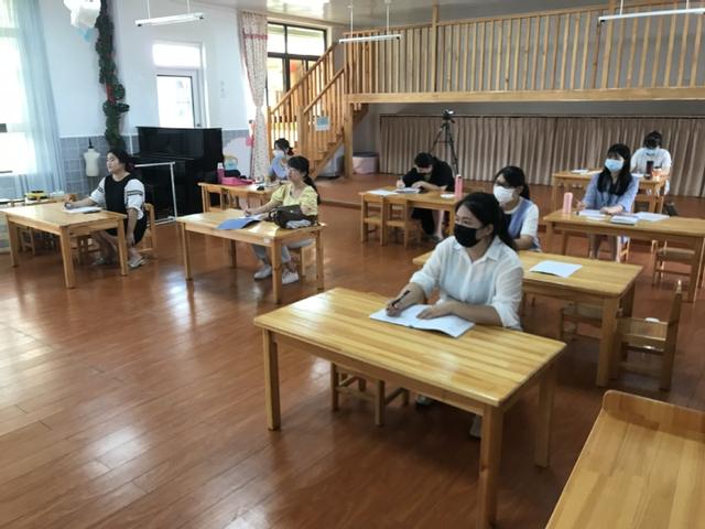 你的育儿经|专家引领 携手前行——厦门同安区级幼儿园表演游戏培训报道