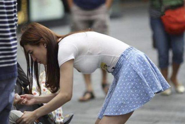 『超级宝妈』为什么孩子喜欢被小姨带？相比受宠，“受虐”是孩子更期待的童年