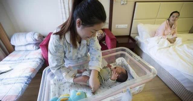 你的育儿经|6个月女婴一天睡20小时,送医院查出卵巢癌,只因奶奶用了这个