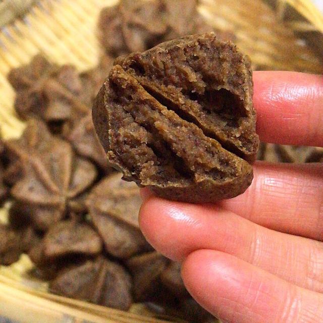 「你的育儿经」外酥里软,清香甘甜,不放一点糖,也能做出宝宝非常爱吃的小饼干