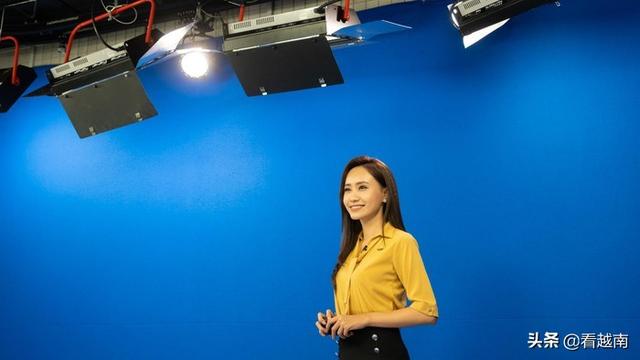 江水寒|越南国家电视台美女主持人的一天怎么过？揭秘不为人知的台前幕后