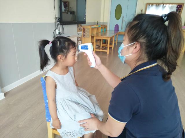 爱心总动员|不负时光 重燃希望 丨 文圣路（主园）幼儿复园一日生活纪实