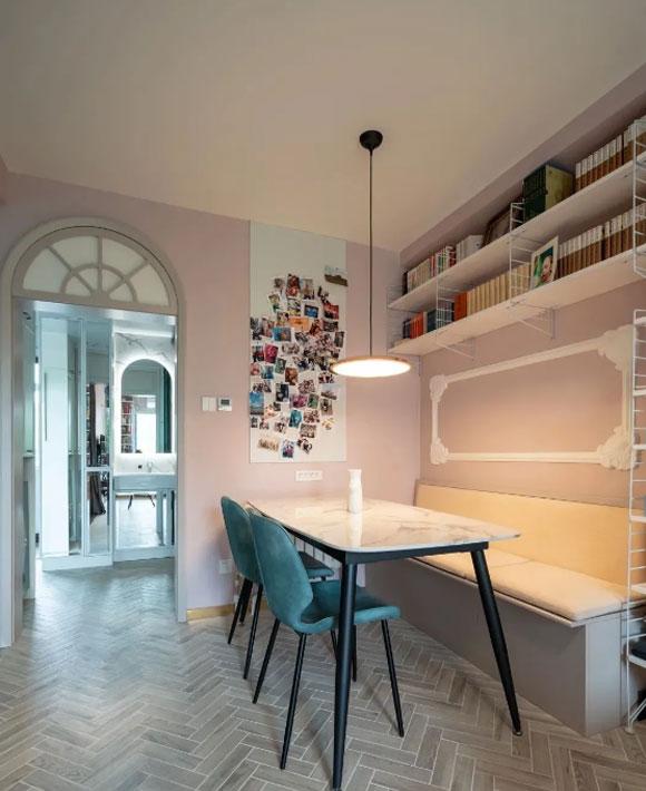 46㎡做两房，客厅装满大书柜，儿童房架在半空，全屋超实用