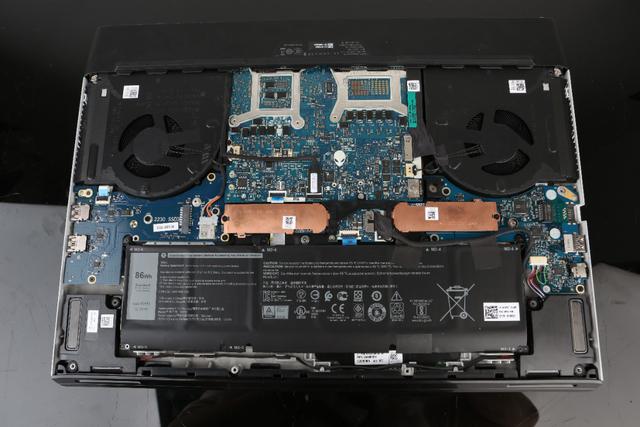 评测丨ALIENWARE m17 2020版，等等党终结者