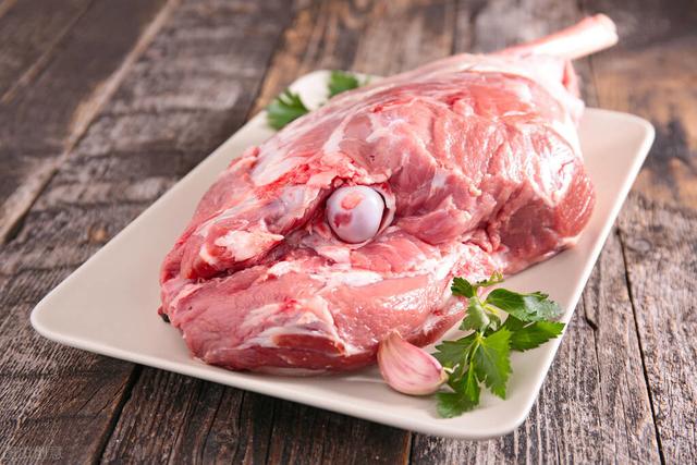 内行人买羊肉，特地挑选这5个部位，羊肉摊主：一看就知道是懂行