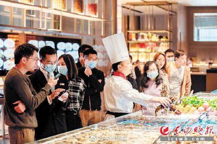 长沙|长沙餐饮“优等生”火爆出圈