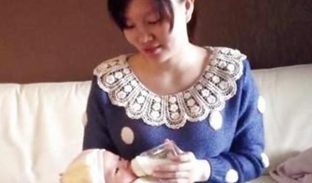 你的育儿经|宝宝喝奶时“扭来扭去”，其实是在像妈妈发射“信号”，要了解