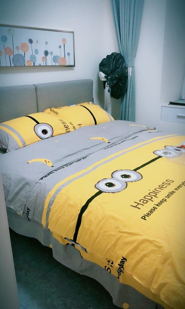 简约装修的新房完工，入户就被吸引了，玄关鞋柜超大气实用