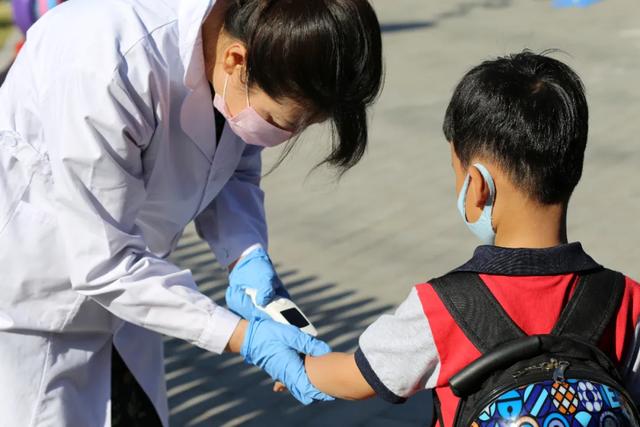 爱心总动员|不负时光 重燃希望 丨 文圣路(主园)幼儿复园一日生活纪实