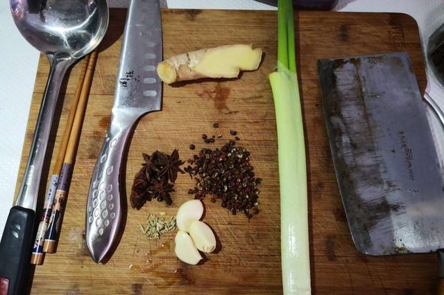 这菜是冬天才有的美味，人人吃得起，遇见必买，味道鲜美营养滋补