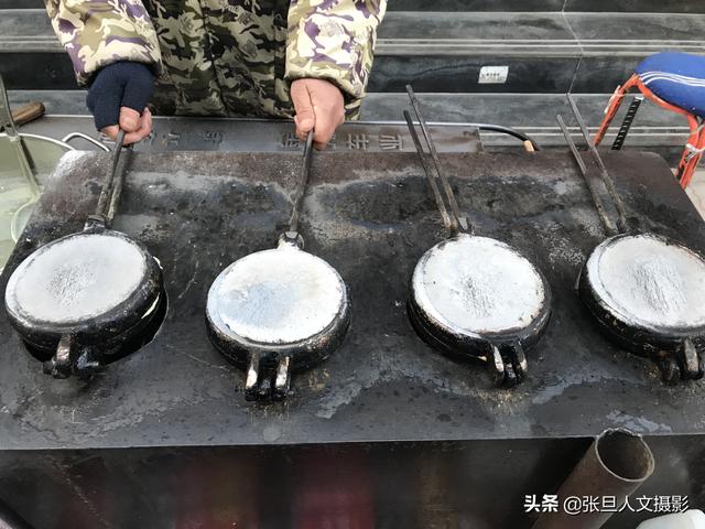 乡村美食胡家铁板烧 味道醇香独特 口感甜绵极佳 女孩子最喜爱