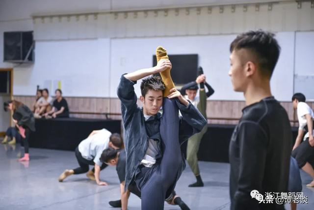 清心醉人|浙歌《生命舞迹》24日上演，练功房排练记，先睹为快