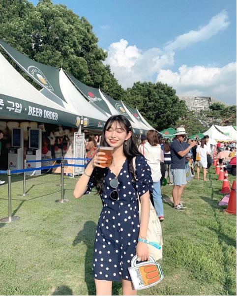 「第五大道」波点裙vs 碎花裙，春夏的季节，你最爱哪款呢？