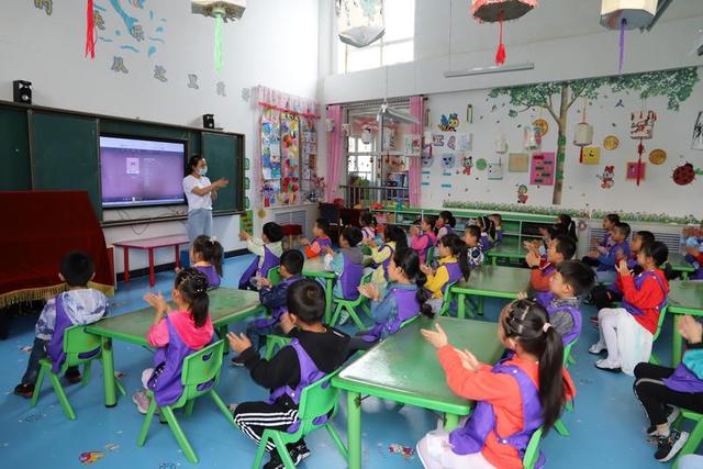 避风港|民勤县实验幼儿园持续开展新冠病毒防控教育教学活动