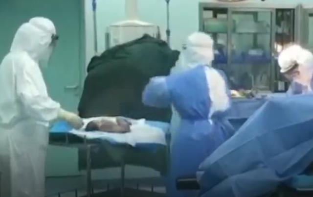 【你的育儿经】“密切接触者”早产 剖宫产手术惊心动魄！医生们做出这样的选择……