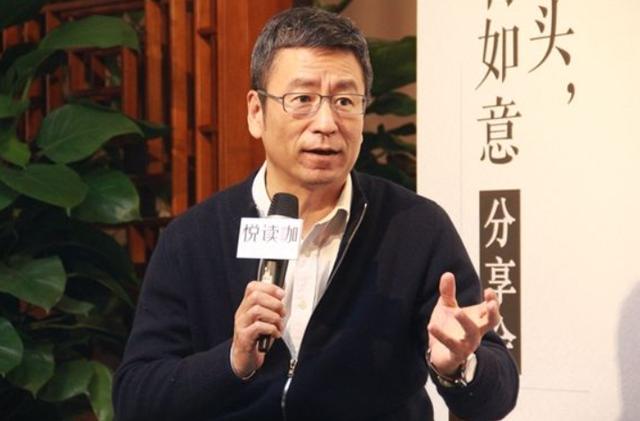 【超级宝妈】白岩松：想培养出更优秀的孩子？建议父母,用“破窗理论”就够了
