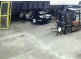 「超级宝妈」每天约有50名儿童死于交通事故，一个动作决定孩子生死