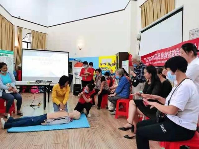 人民|南澳人民医院获评深圳市公立医院公众满意度第一