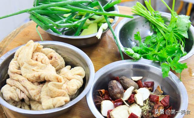 隔屏都能“闻到味”！这道卤味虽然好吃润燥，但千万别多吃