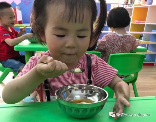 温暖的襁褓|教育｜幼儿时光，幸福园里真情相守