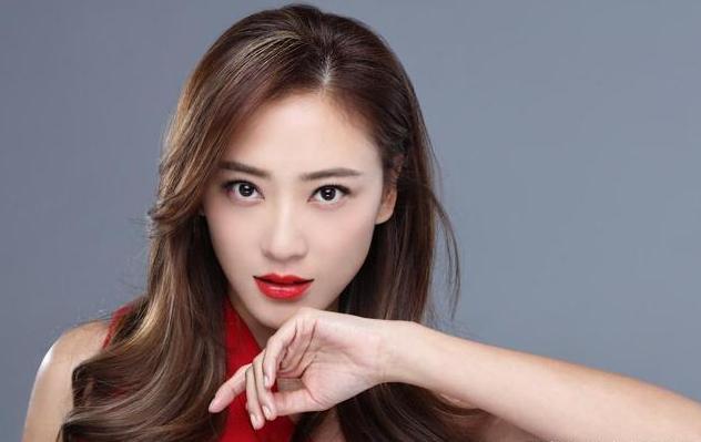 资讯早知道■预言家“应采儿”说的事情全部发生，期待他预言的最后一件事！