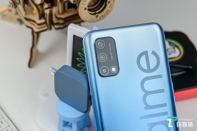 realme真我 Q2体验：120Hz高刷新率加持的5G“千元机”