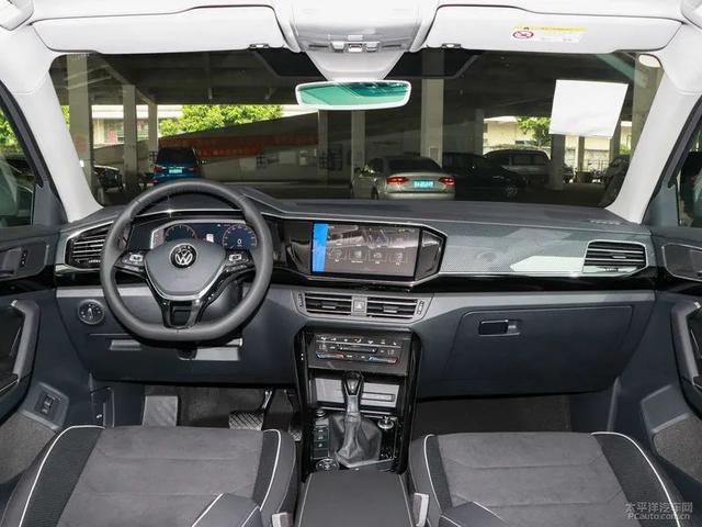 年底买车更便宜？为了这7款爆款SUV，我亲自跑了9家店