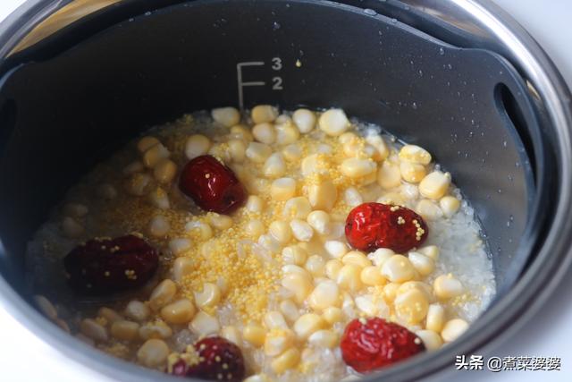 【超级宝妈】米饭别老直接煮，多加1步，营养低热量，不知不觉裙子穿回s码