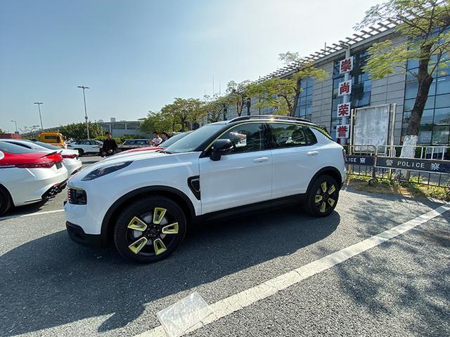 领克新款01 HEV明年上市，油耗降低16%，比丰田RAV4双擎更省油