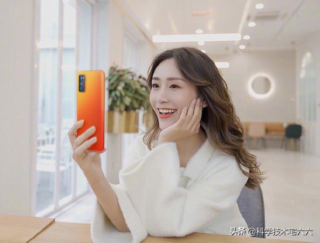 荣耀手机“卖身”，离开华为的荣耀，优势在哪里呢？