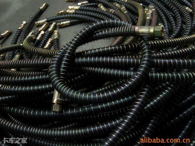 东北老司机现身说法，教你冬季该如何安全行车