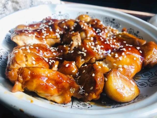 照烧鸡腿：做法很简单，肉嫩多汁超好吃