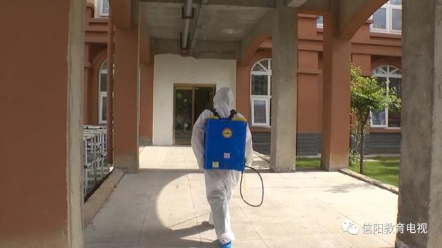 「超级宝妈」迎接“萌兽”回归 信阳市百花幼儿园举行开学疫情防控应急演练
