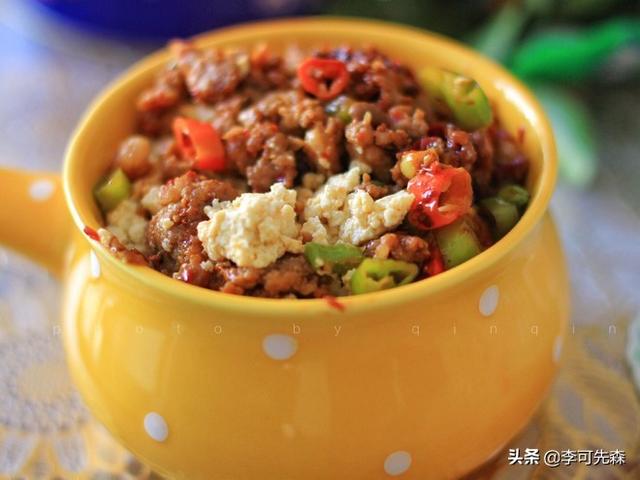 你的育儿经▲孩子只爱吃肉怎么办？来看80后辣爸给儿子制定的主食方案