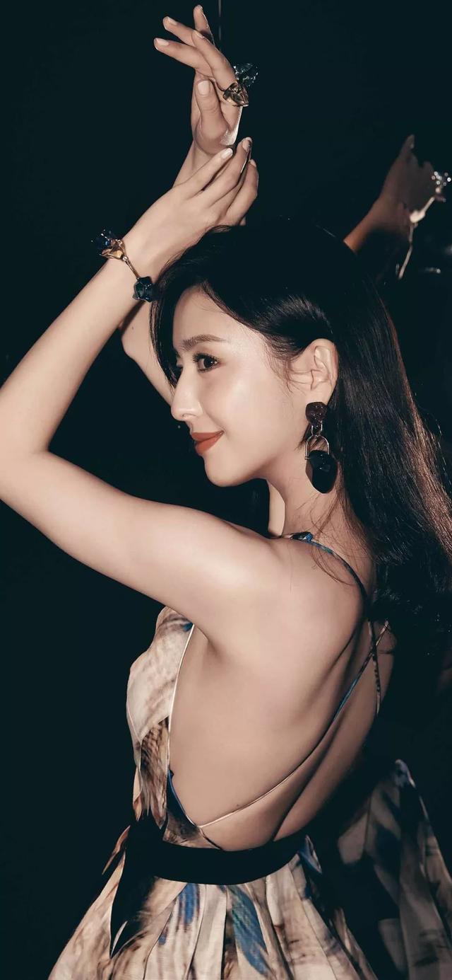 原味哆啦|佟丽娅壁纸，真的太漂亮啦