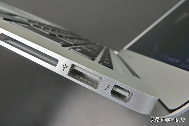 与USB颇有渊源Thunderbolt 4雷电4，是释放笔记本性能的独有设计