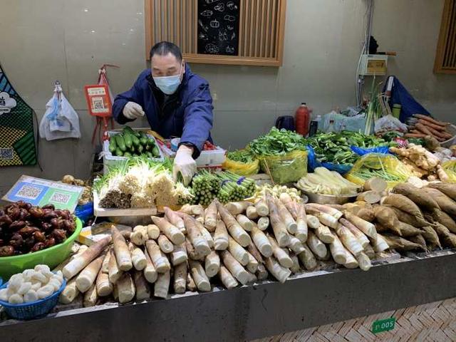 春天|用舌尖品尝春天的味道，拎着篮子去菜场“踏青”吧