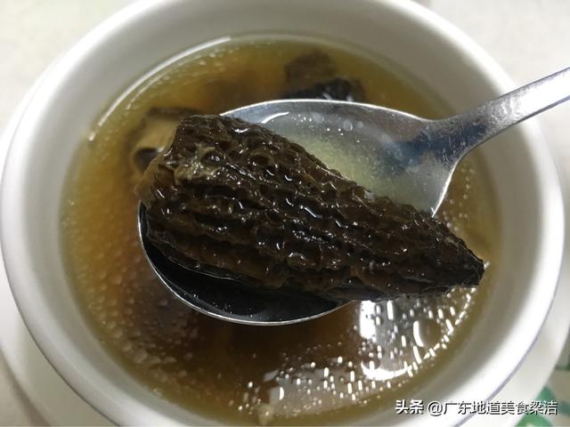 [超级宝妈]广东靓汤羊肚菌炖瘦肉味道鲜香，小孩多喝身体棒，我的育儿日记