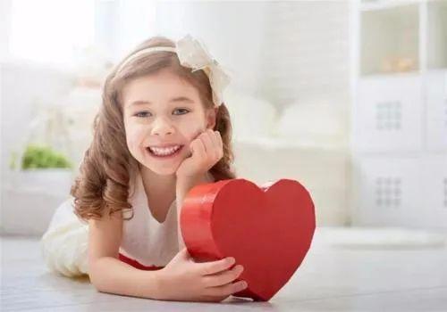 『你的育儿经』别让电视剥夺孩子的语言表达，你还在用动画片哄孩子吗？