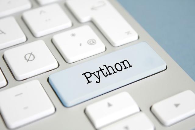 你一定遇到过Python中的无效语法，常见原因和解决办法