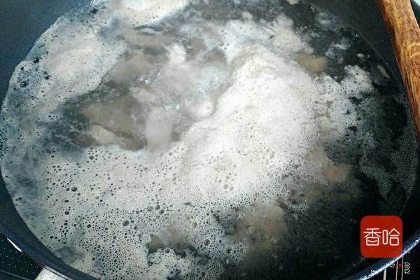 [你的育儿经]排骨和它天生一对，促进骨骼发育，孩子吃了长高个