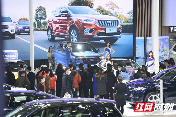 长沙国际车展今日开幕“超级双12”消费节同期举行