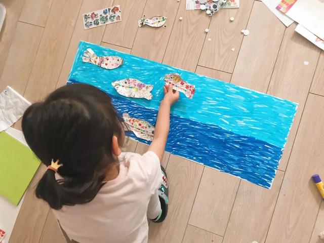 你的育儿经▲简单又美腻的宅家小手工,第一个就把女儿迷住了