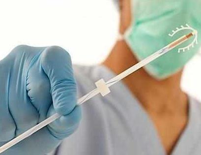 你的育儿经|妈妈忘记取“外来物”，身体若有3个反应就该取了，再晚就伤身了