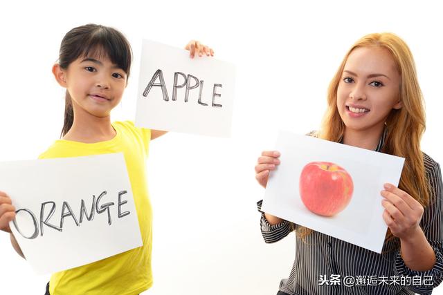超级宝妈：《小泰迪双语启蒙系列》：从会认到会说，孩子只差这两本书