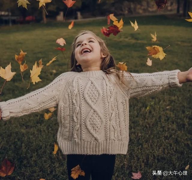 你的育儿经:又一个试验告诉我们:称赞‘品格’更有效!
